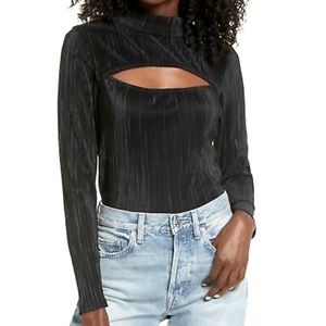 Leith Textured Cutout Front Mock Neck Top